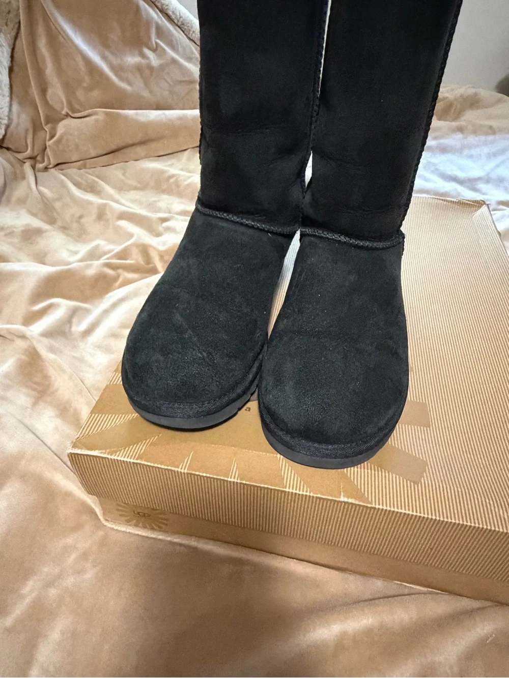 UGG women’s classic